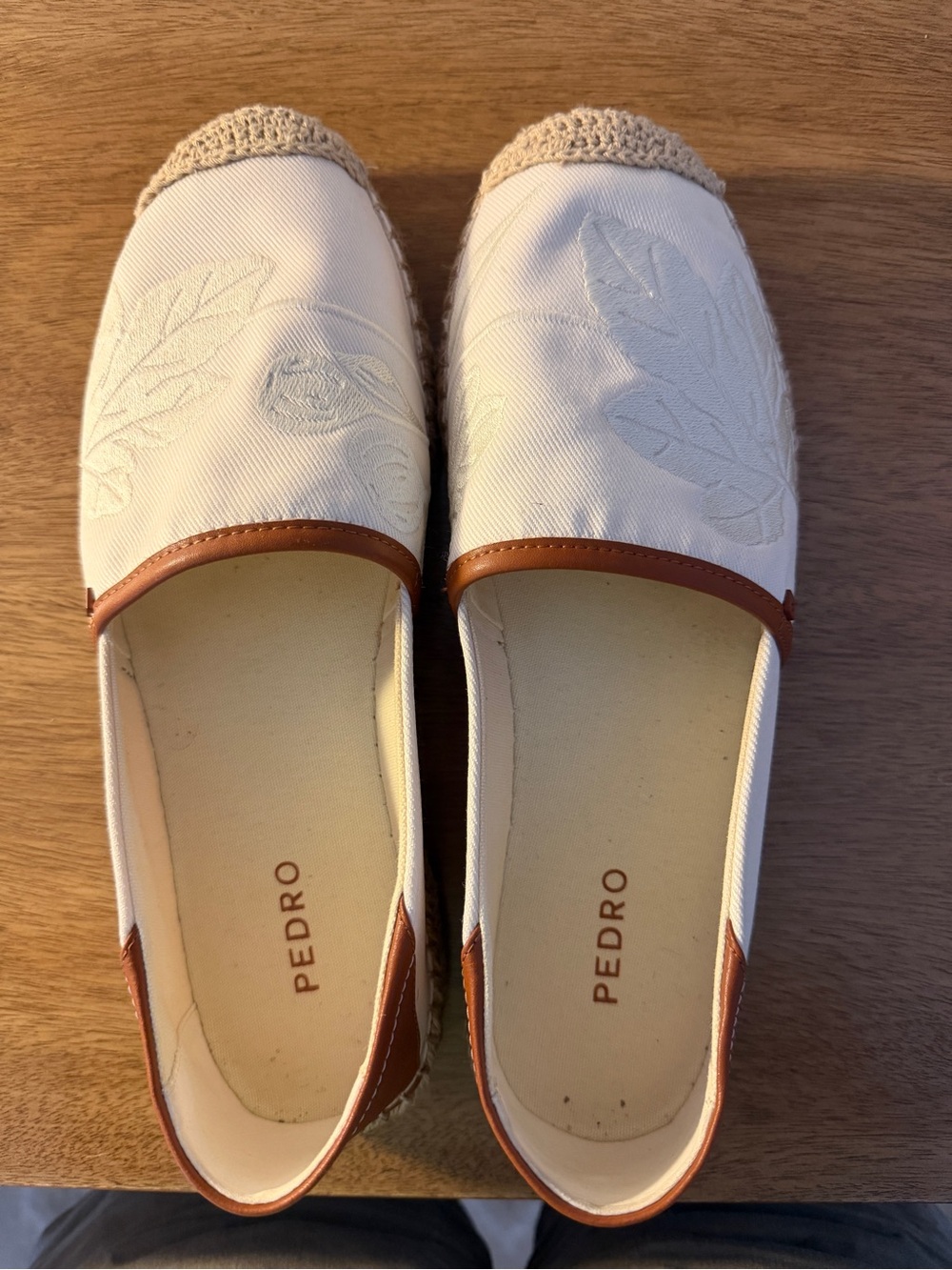 Pedro Men’s Cream Slip-On shoes